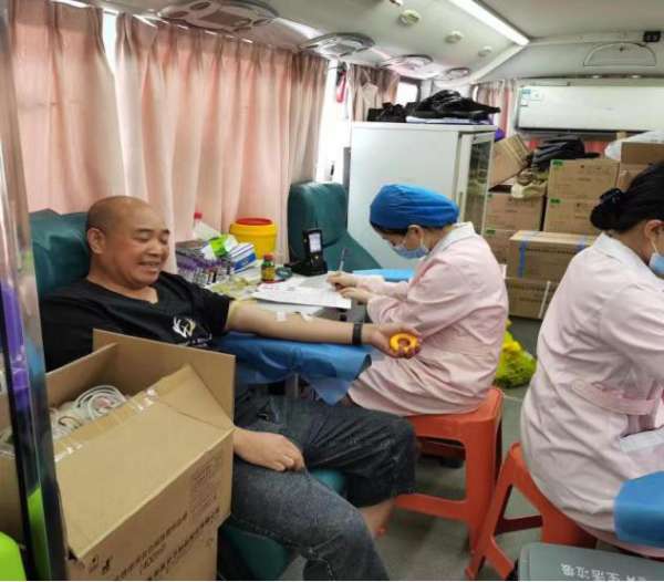 江永县开展第20个“世界献血者日”主题宣传活动